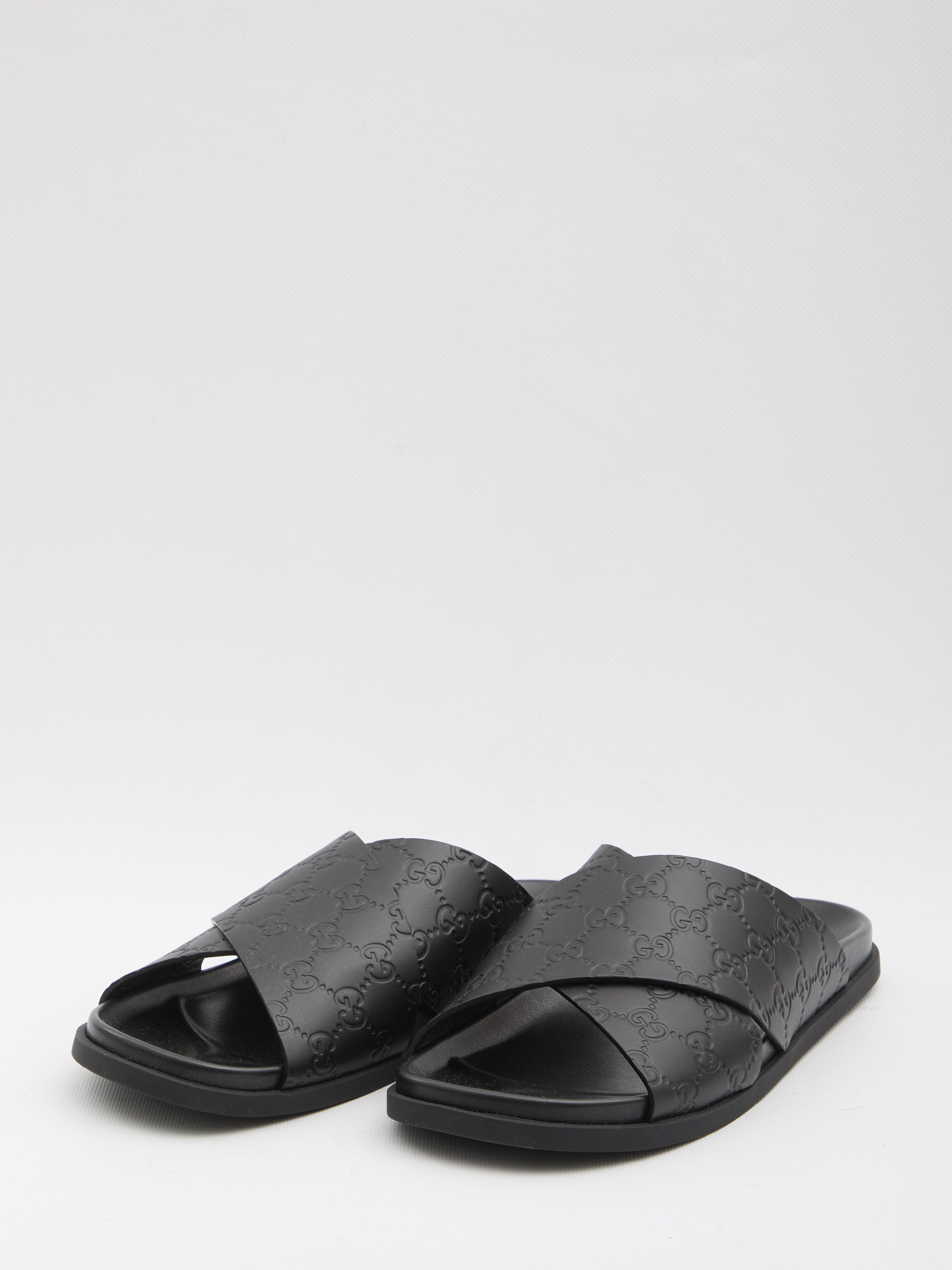 GUCCI Men's Leather Slide Sandals with Braided Strap and Embossed Logo - Comfortable Rubber Sole
